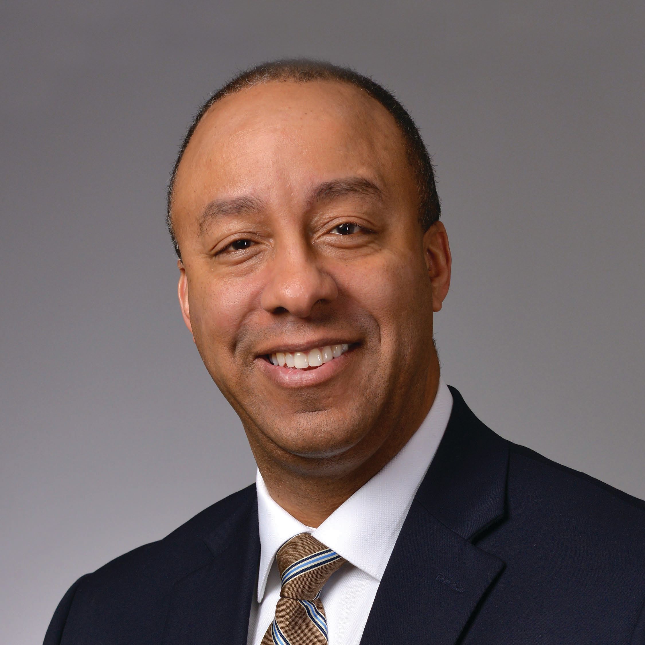 Evan Frazier '92 headshot.